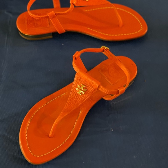 EUC Tory Burch Britton Flat Thong-Tumbled Leather Fire Orange size 6 - Picture 5 of 7
